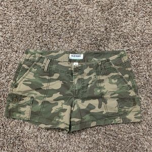 Old navy camo shorts